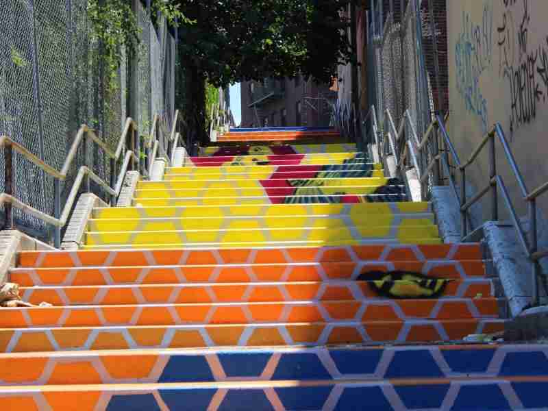 Two New Bronx Murals Encourage Pedestrians to Take the Stairs, NEXTCITY