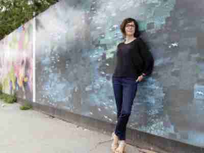 Art Competition adds beauty to NYC scaffolding, Channel 4 New York