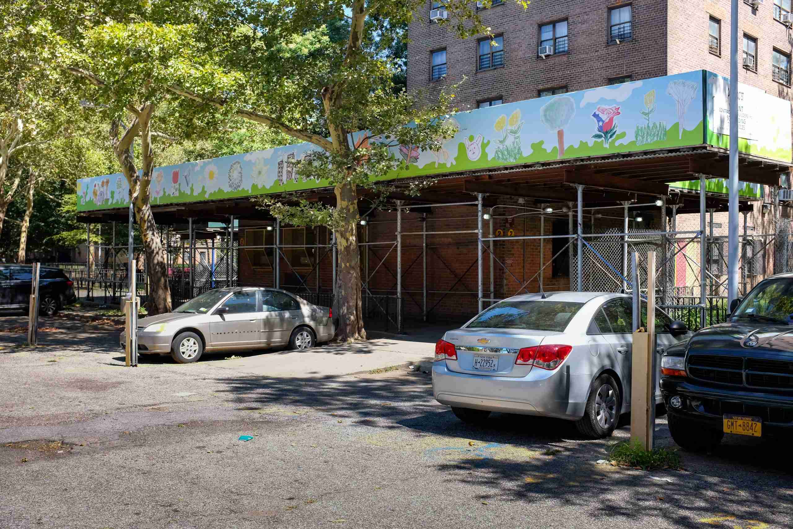 Bridging the Divide: Bushwick Houses, Brooklyn, 2023